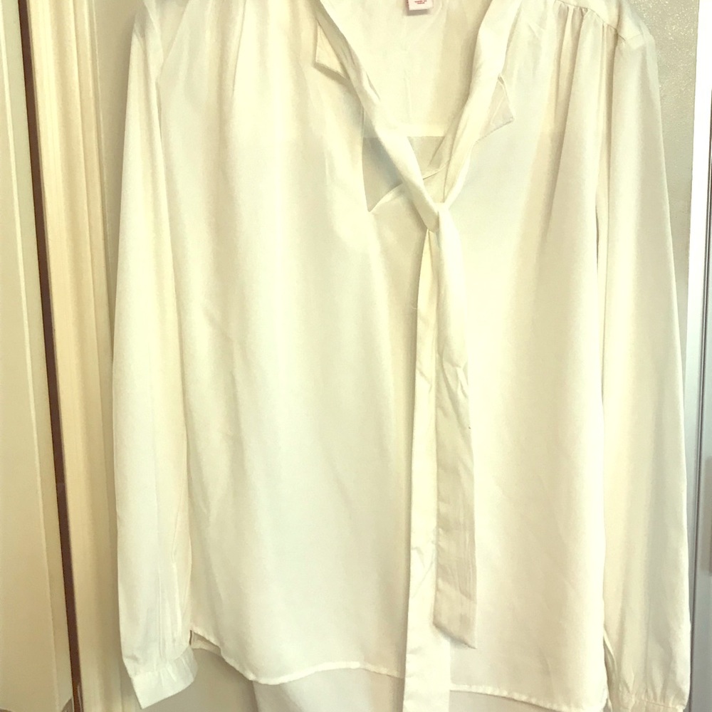 White tie neck blouse